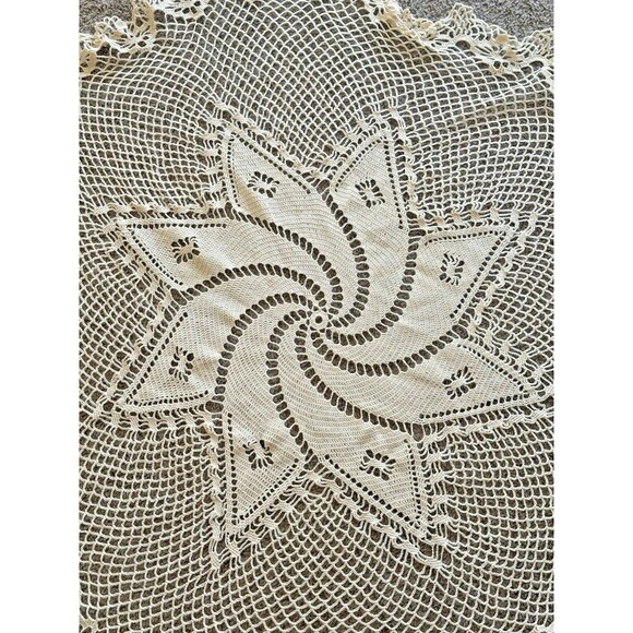 VINTAGE Handmade Beige Round Crochet Table Doily 38" - Picture 4 of 6